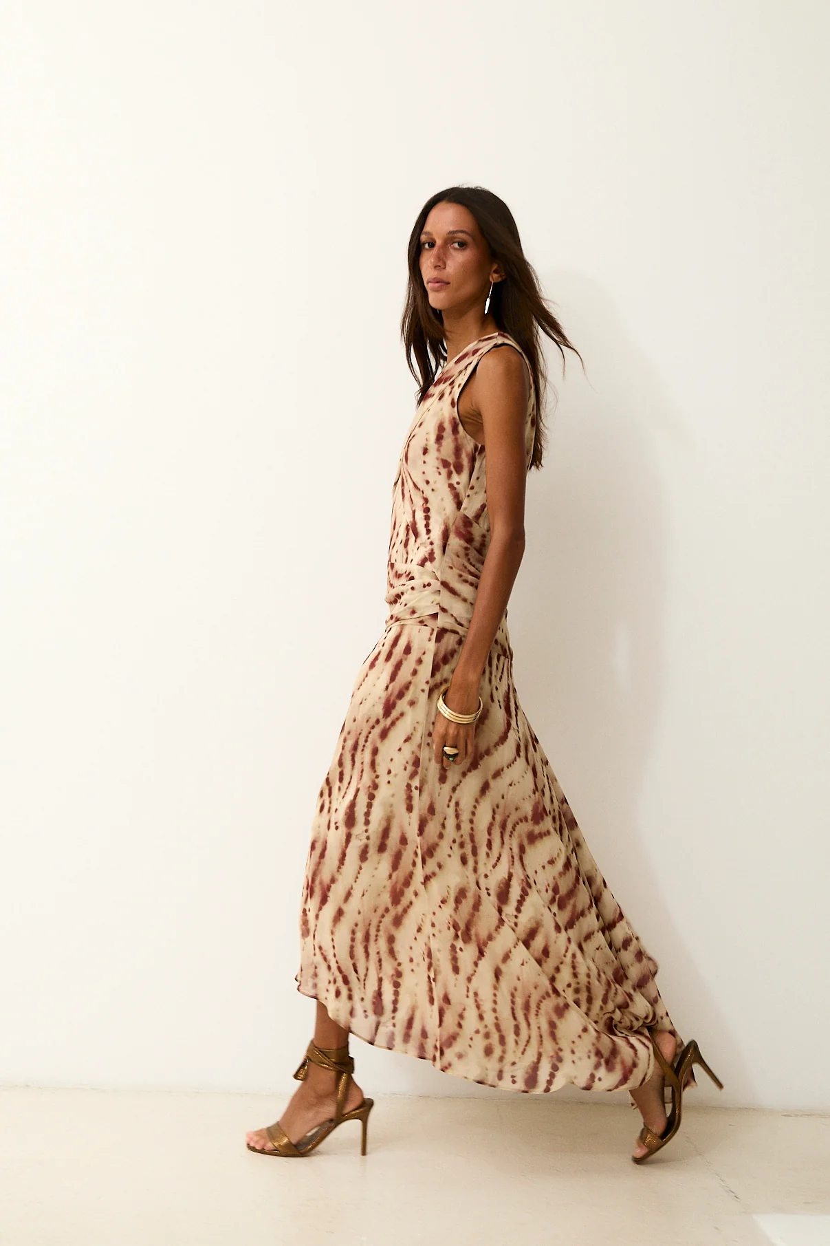 CAROLINA | Beige and Red Italian Fabric Dress - Image 2