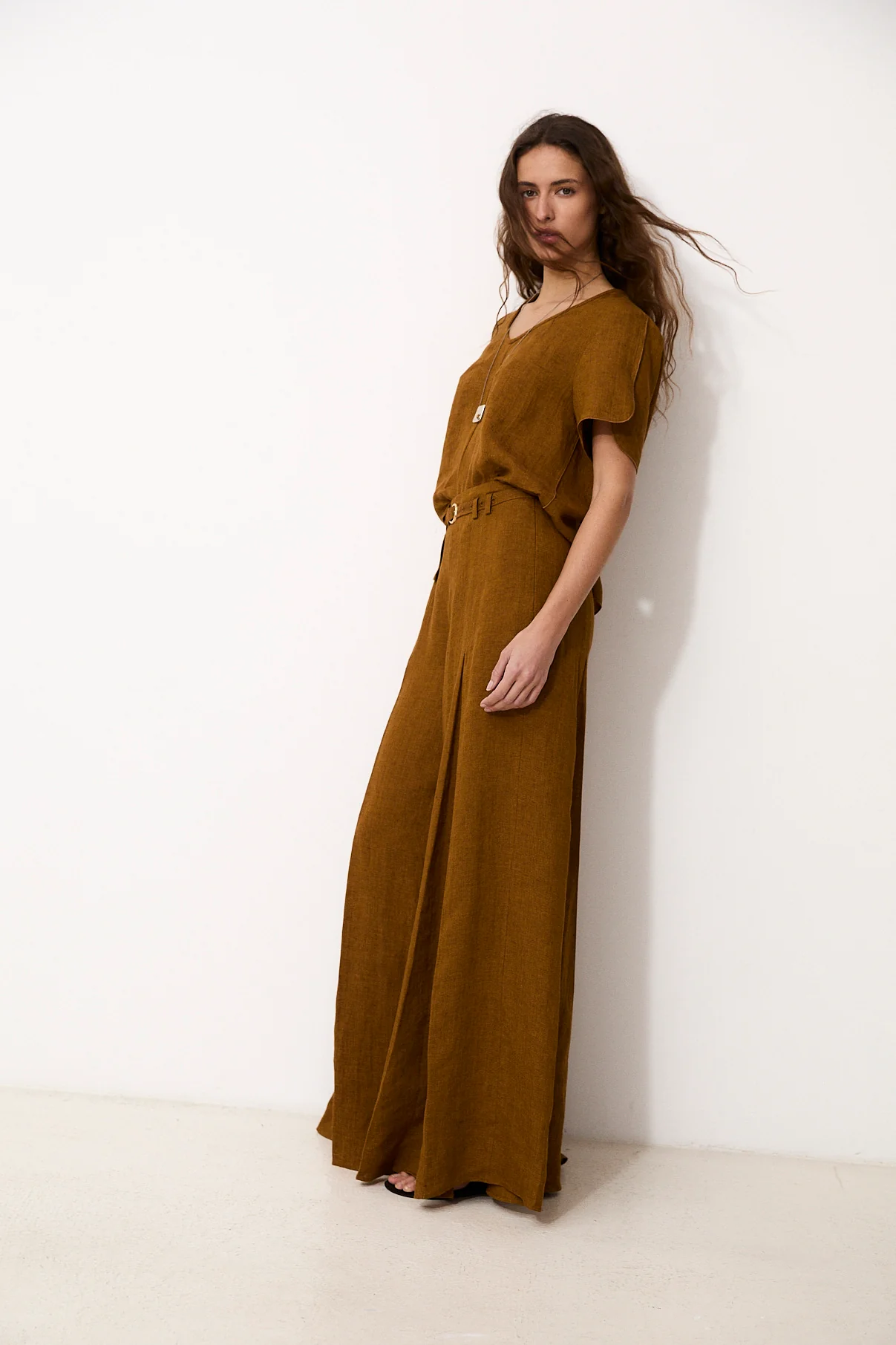 CAVERNI | 100% Linen camel Top - Image 4