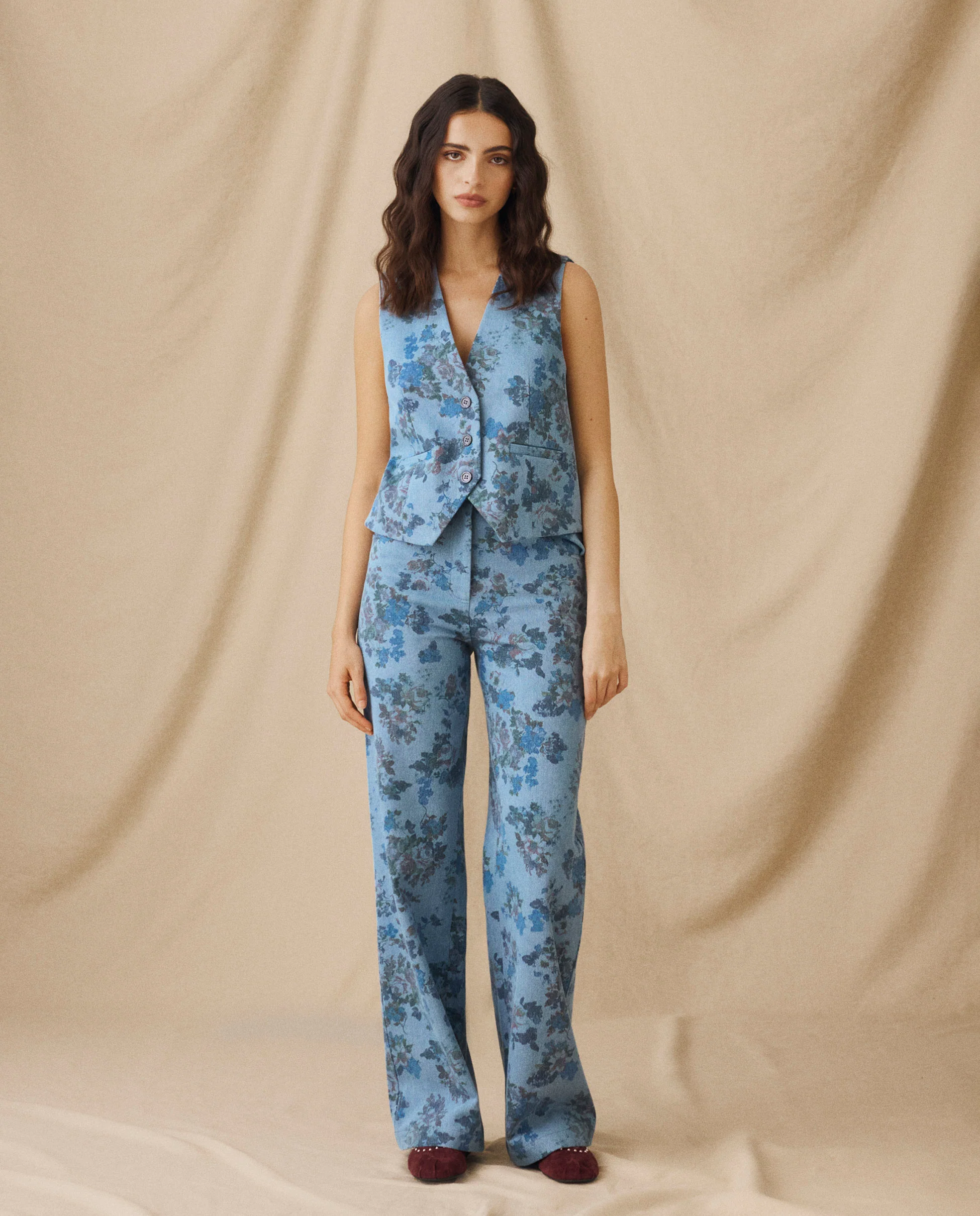 CONNIE | Blue Floral Printed Cotton Vest - Image 3