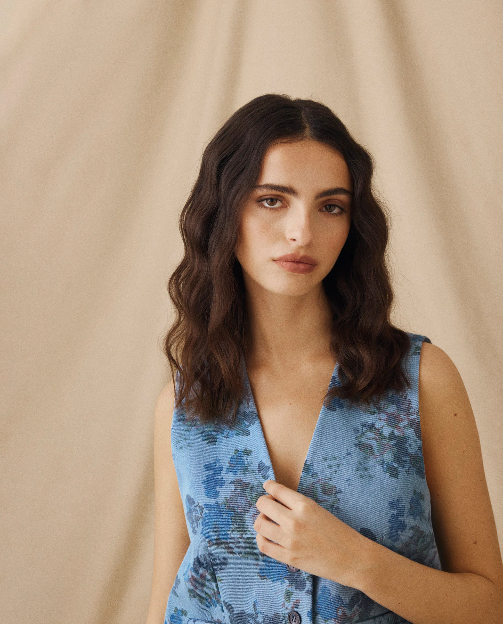 CONNIE | Blue Floral Printed Cotton Vest - Image 5