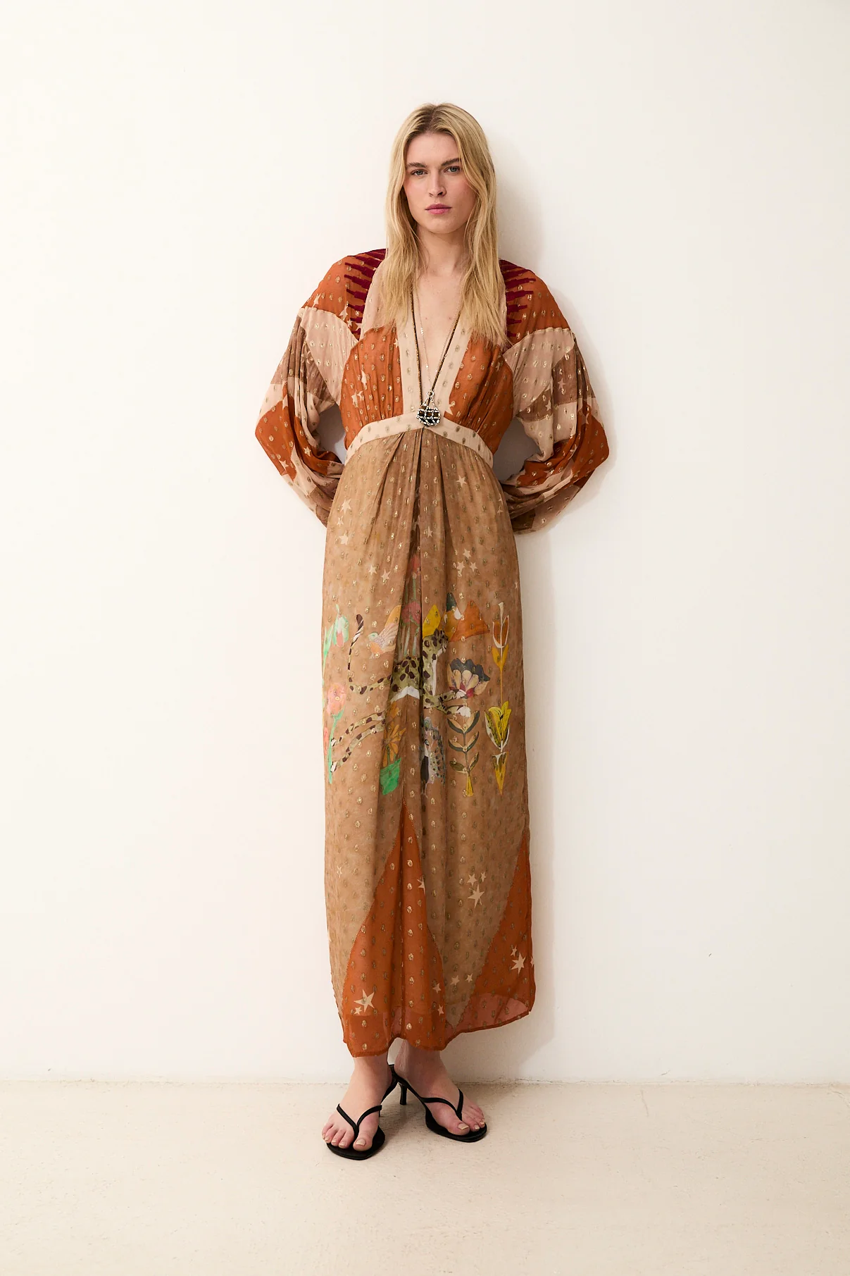 ESOTICO | Long Dress with Hand Embroidery and Digital Print - Image 2