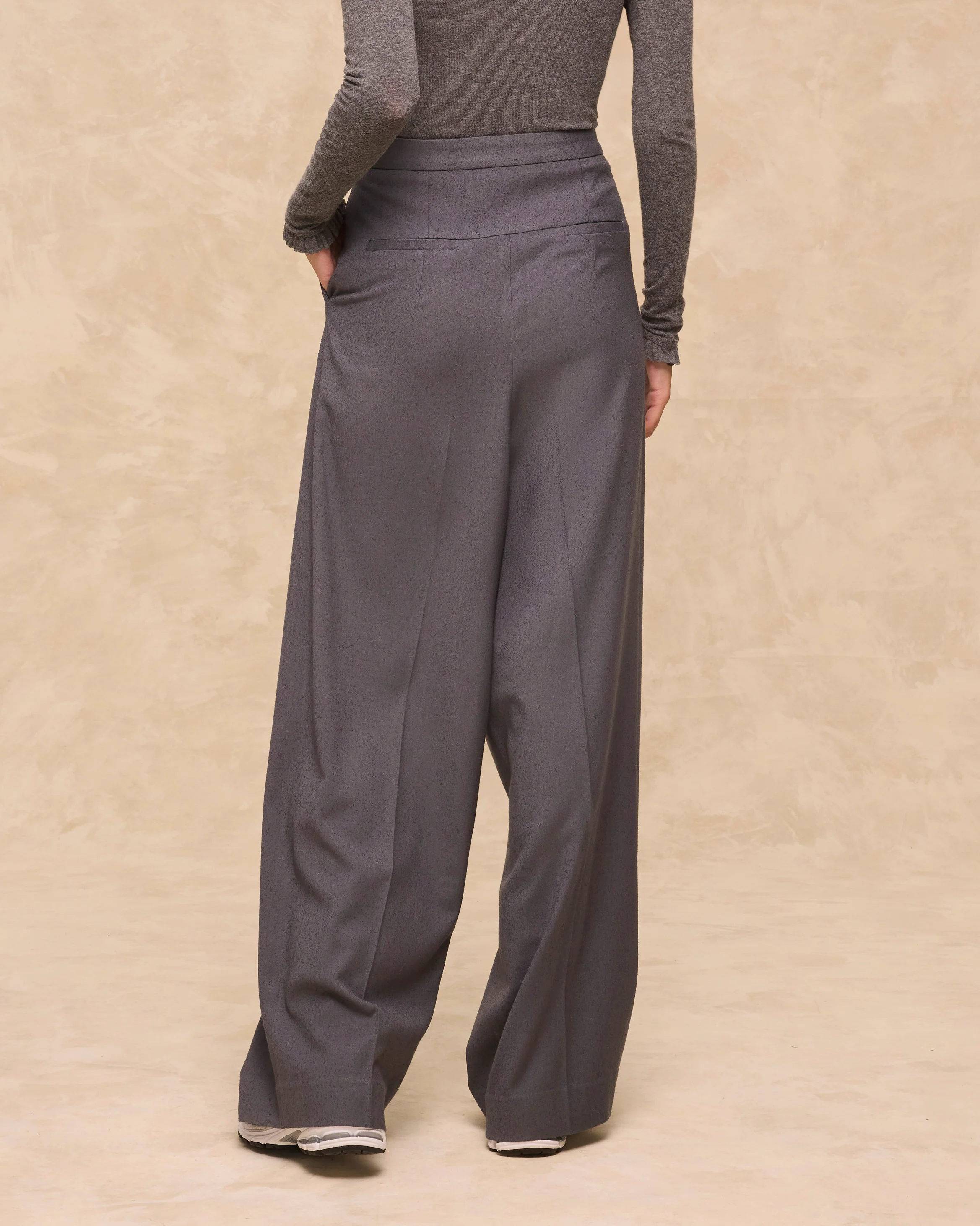 GIOVANA | Dark Grey Wool-Blend Tailored Trousers - Image 3