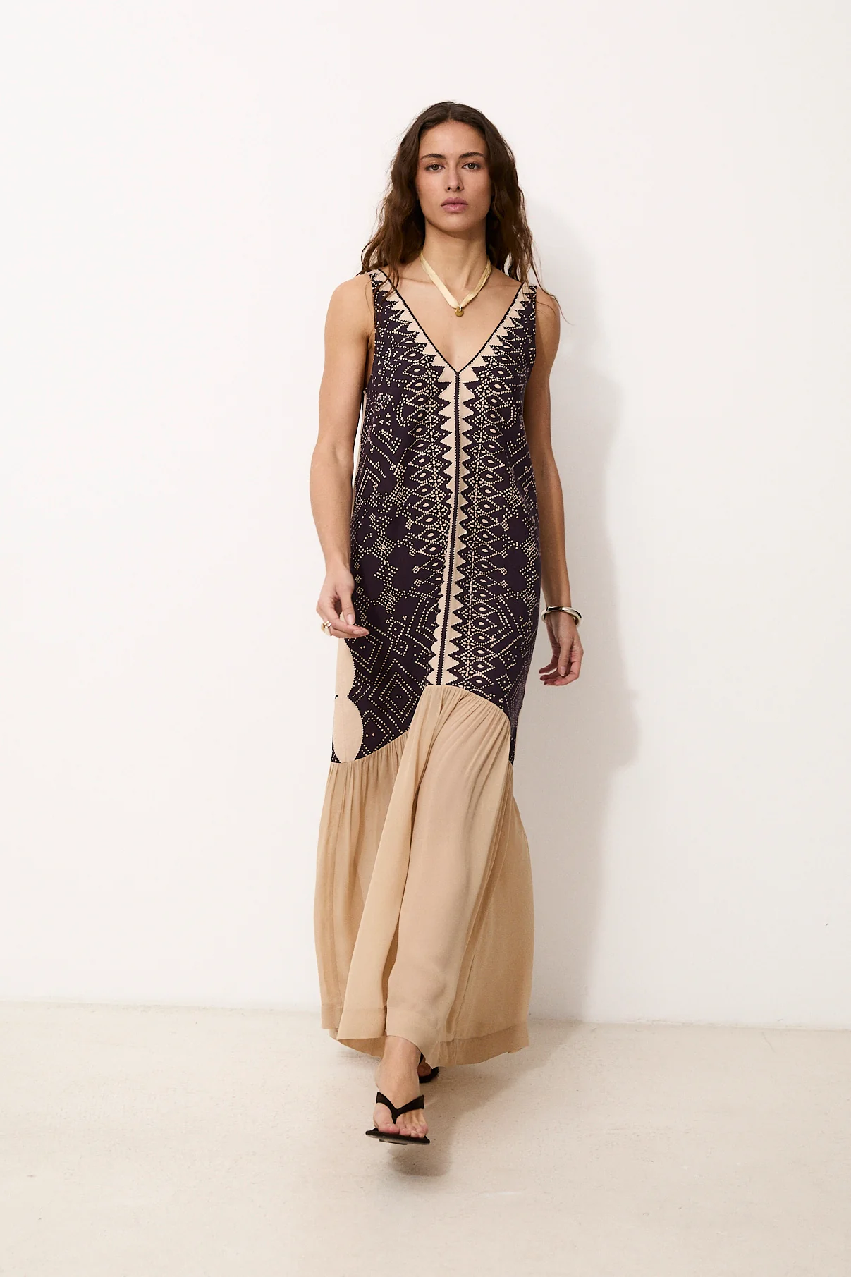HELEN | Hand-Embroidered Cotton Dress with Removable Bow - Image 3