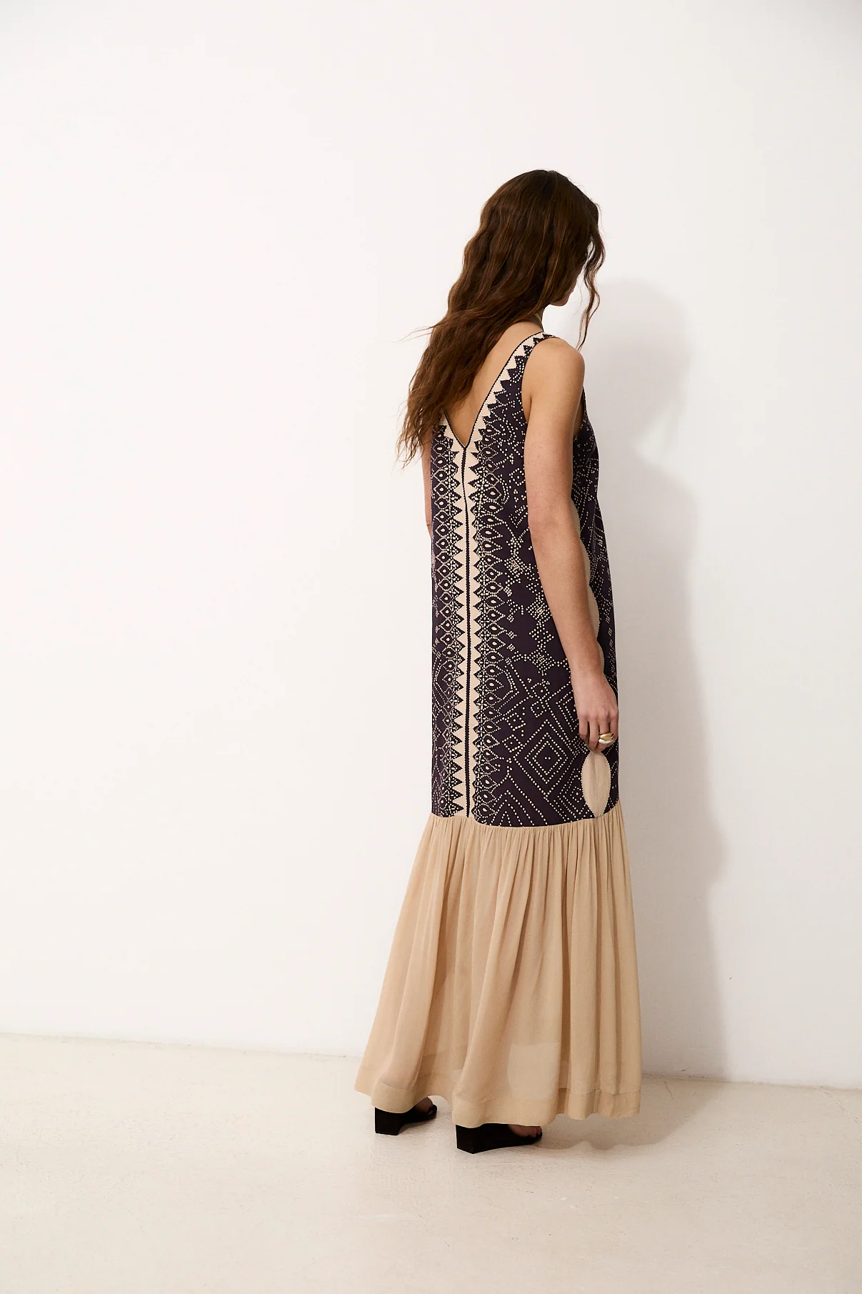 HELEN | Hand-Embroidered Cotton Dress with Removable Bow - Image 6
