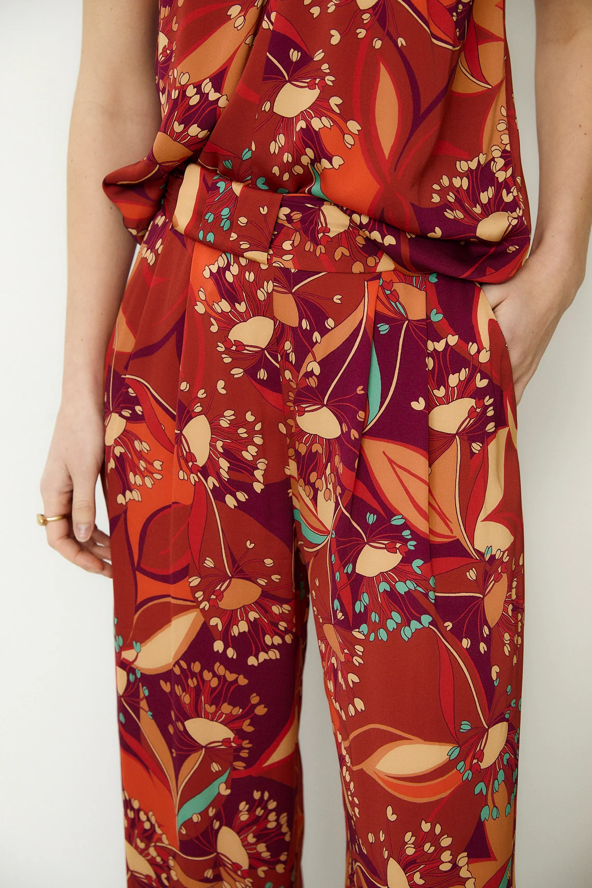 JOHANA | Red Floral Trousers - Image 3