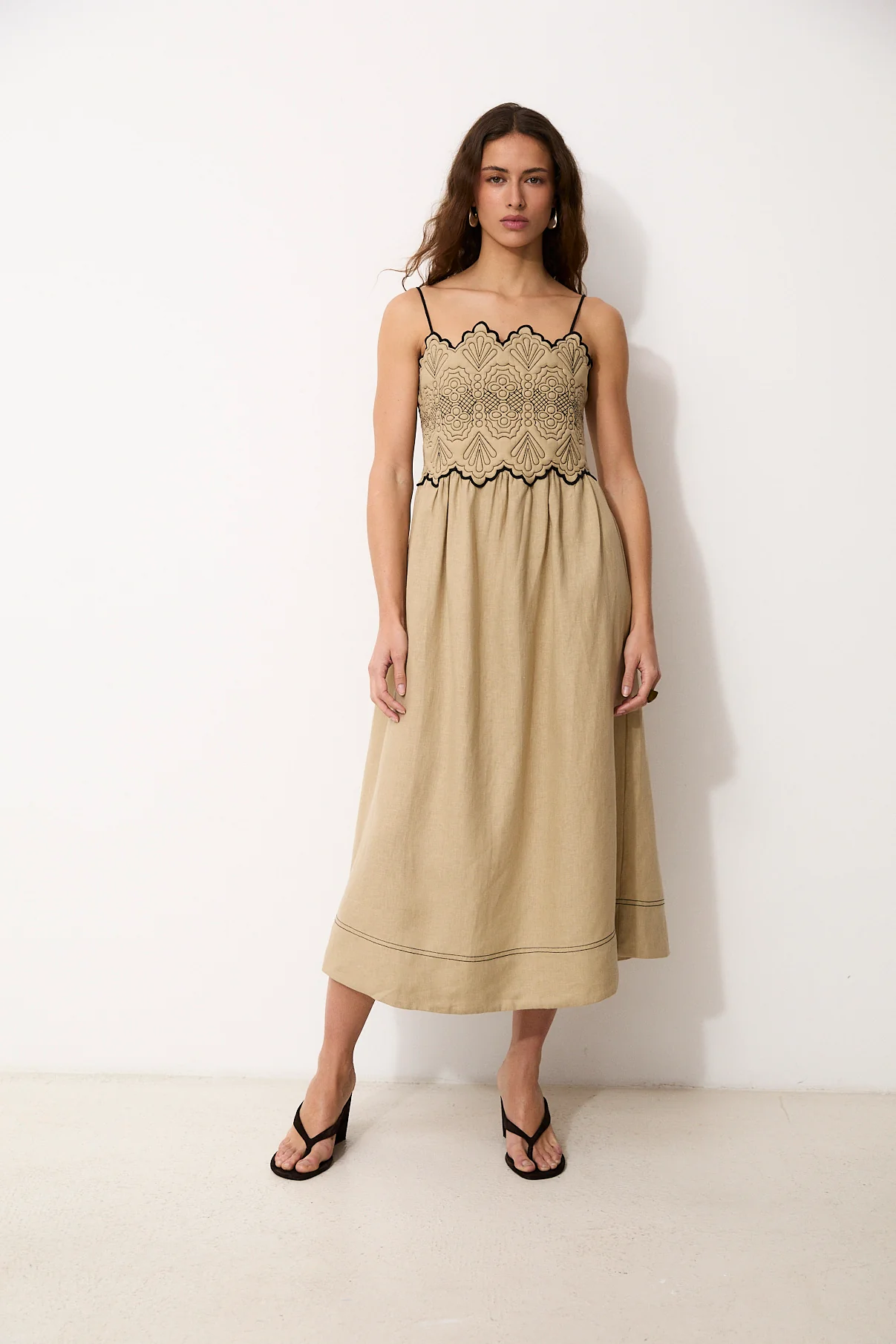 JUNA | 100% Linen Ecru Midi Dress - Image 3