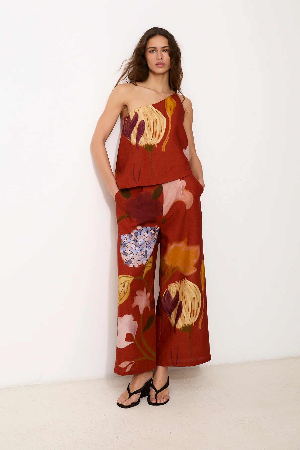 JUNA | 100% Linen Top with Artisanal Fabric - Image 2