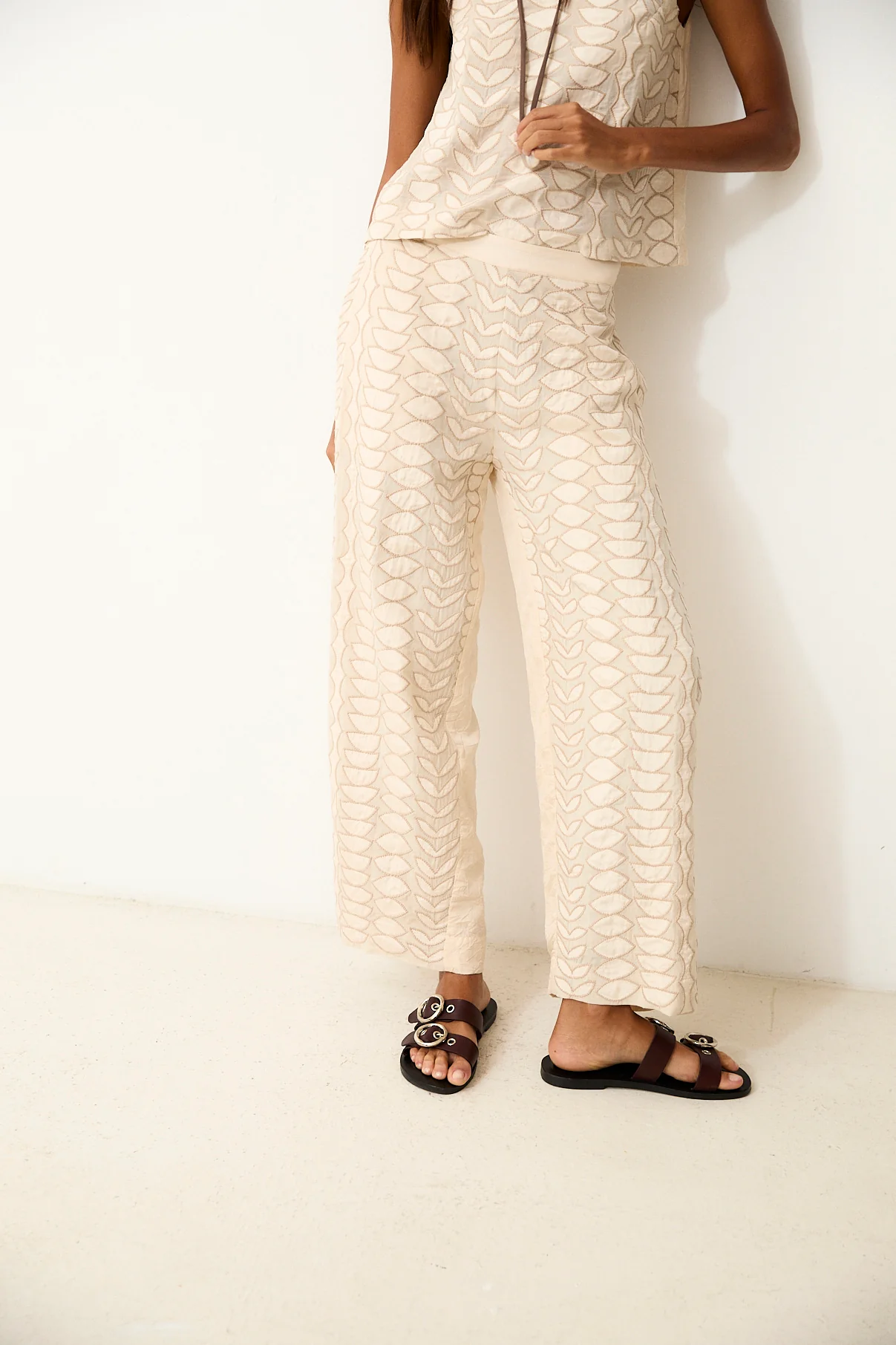 LOUISE | Ecru Cotton Trousers with Hand Embroidery - Image 4