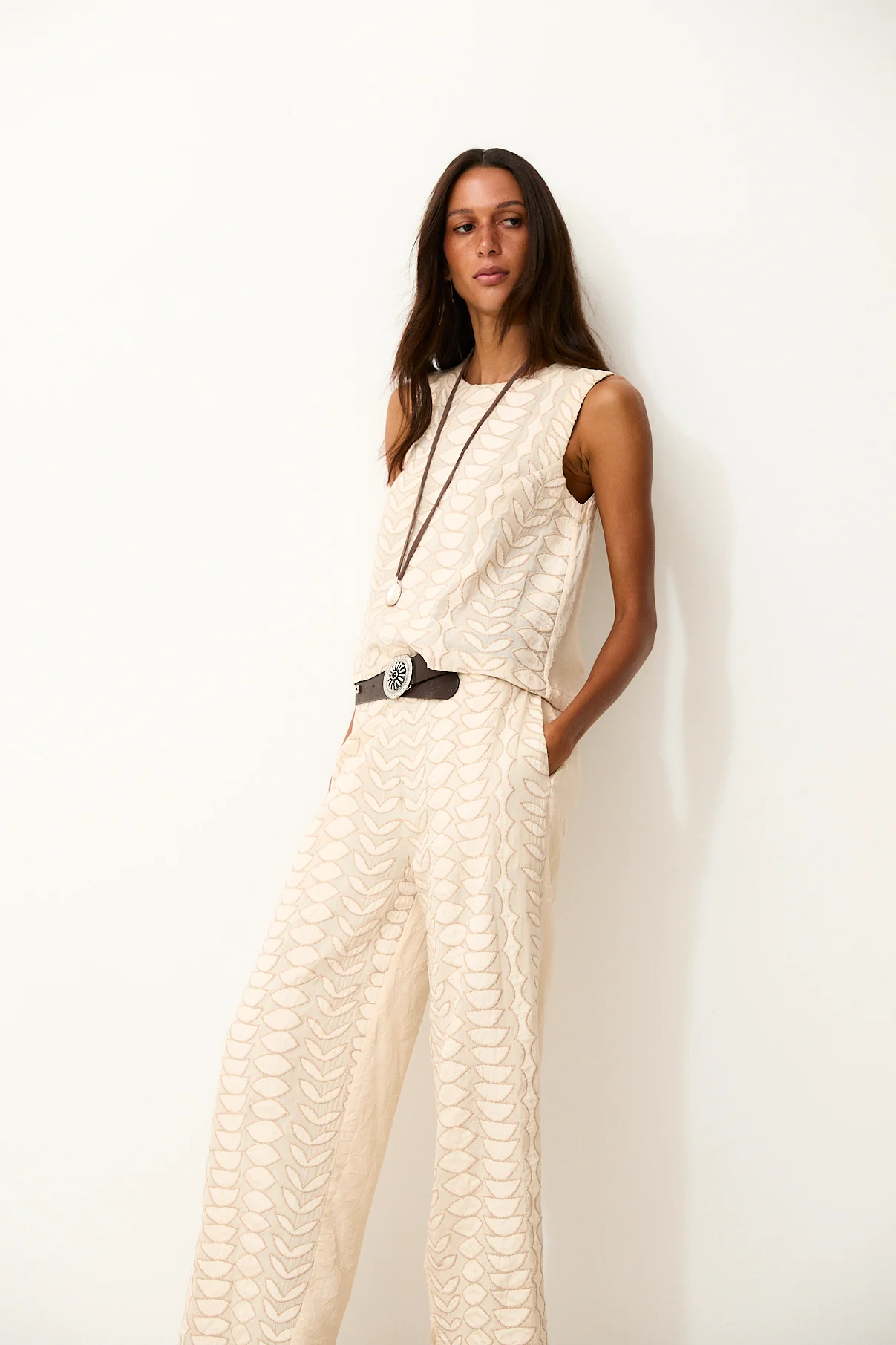 LOUISE | Ecru Cotton Top with Hand Embroidery - Image 2