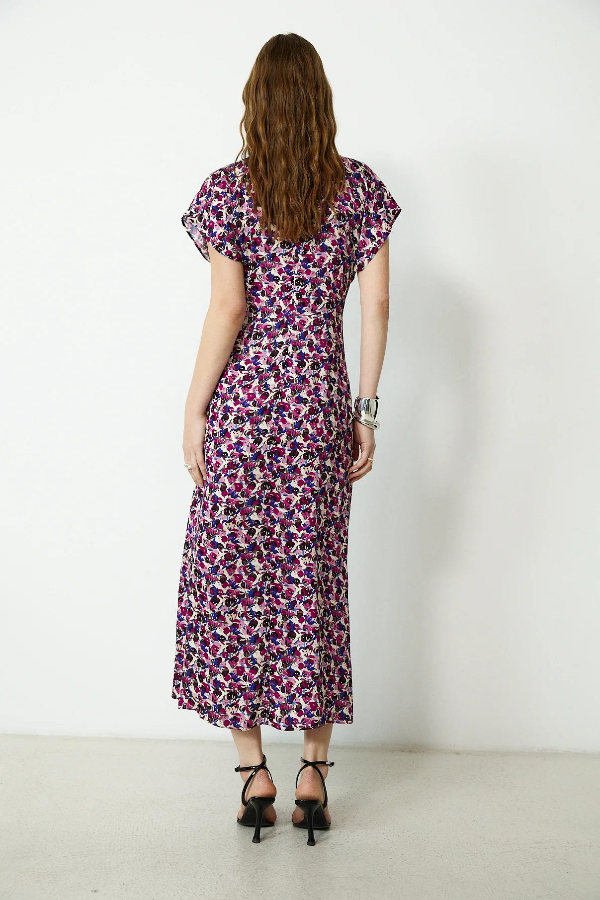 MARIETA | Magenta Abstract Floral Midi Dress - Image 3