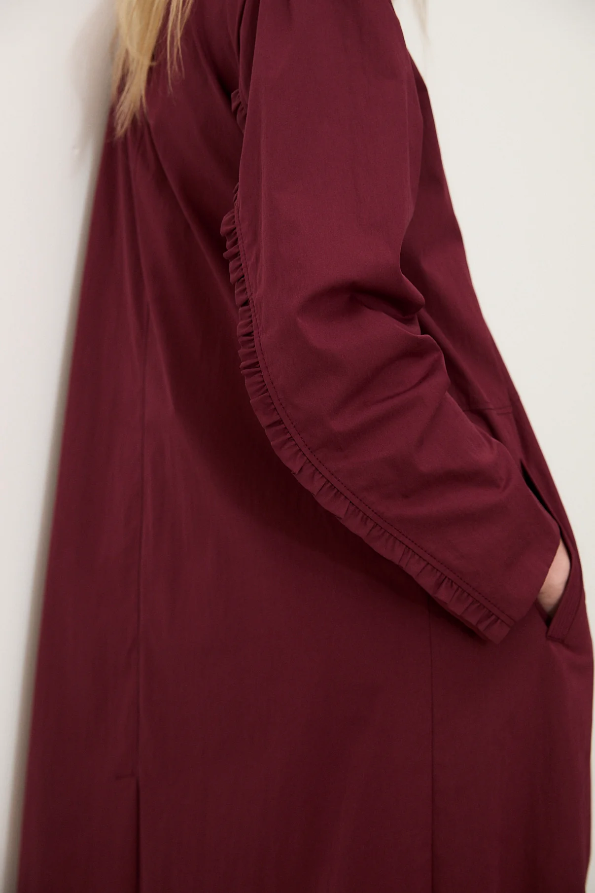 ODETTE | Burgundy long trench - Image 3