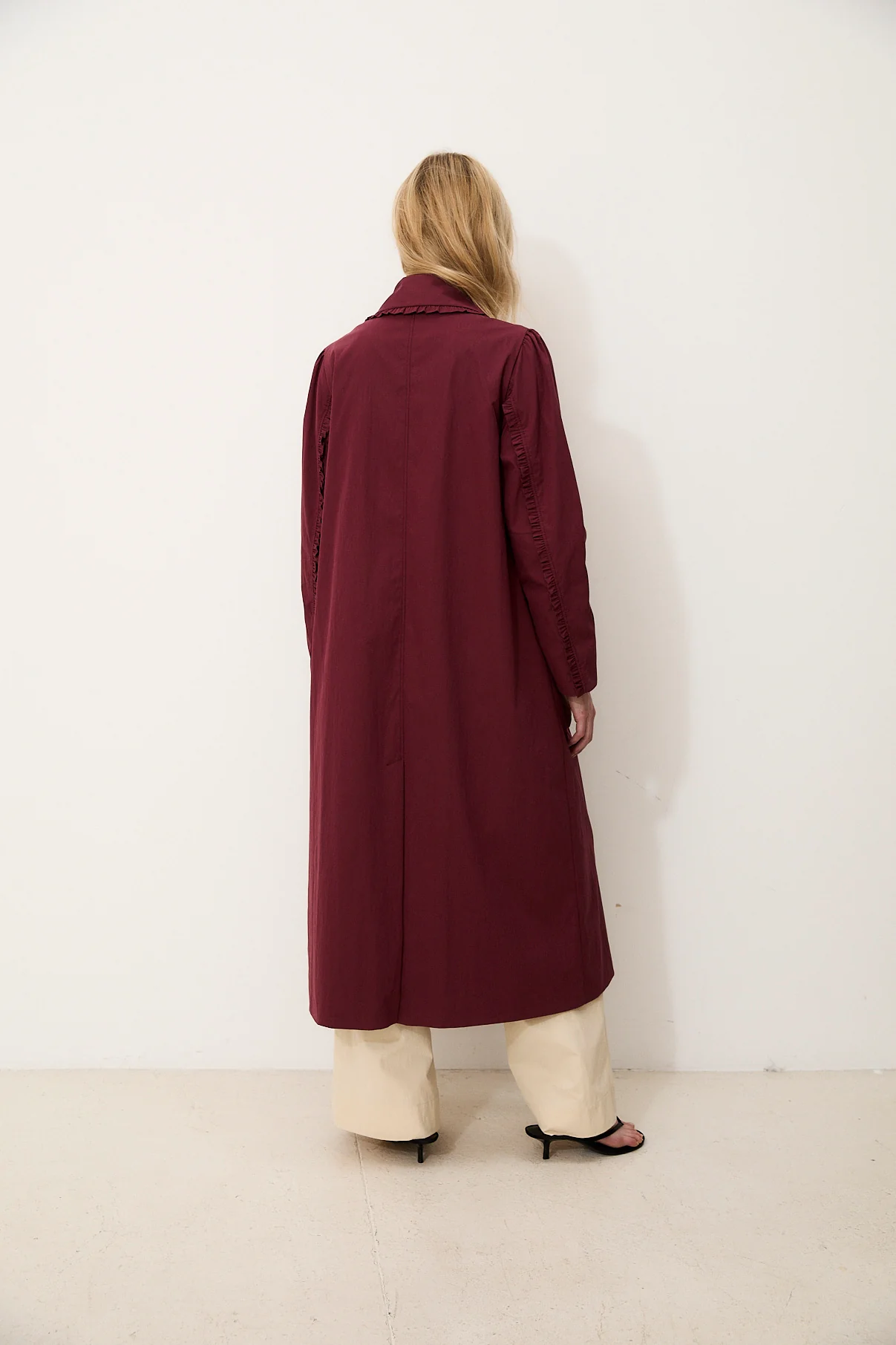 ODETTE | Burgundy long trench - Image 4