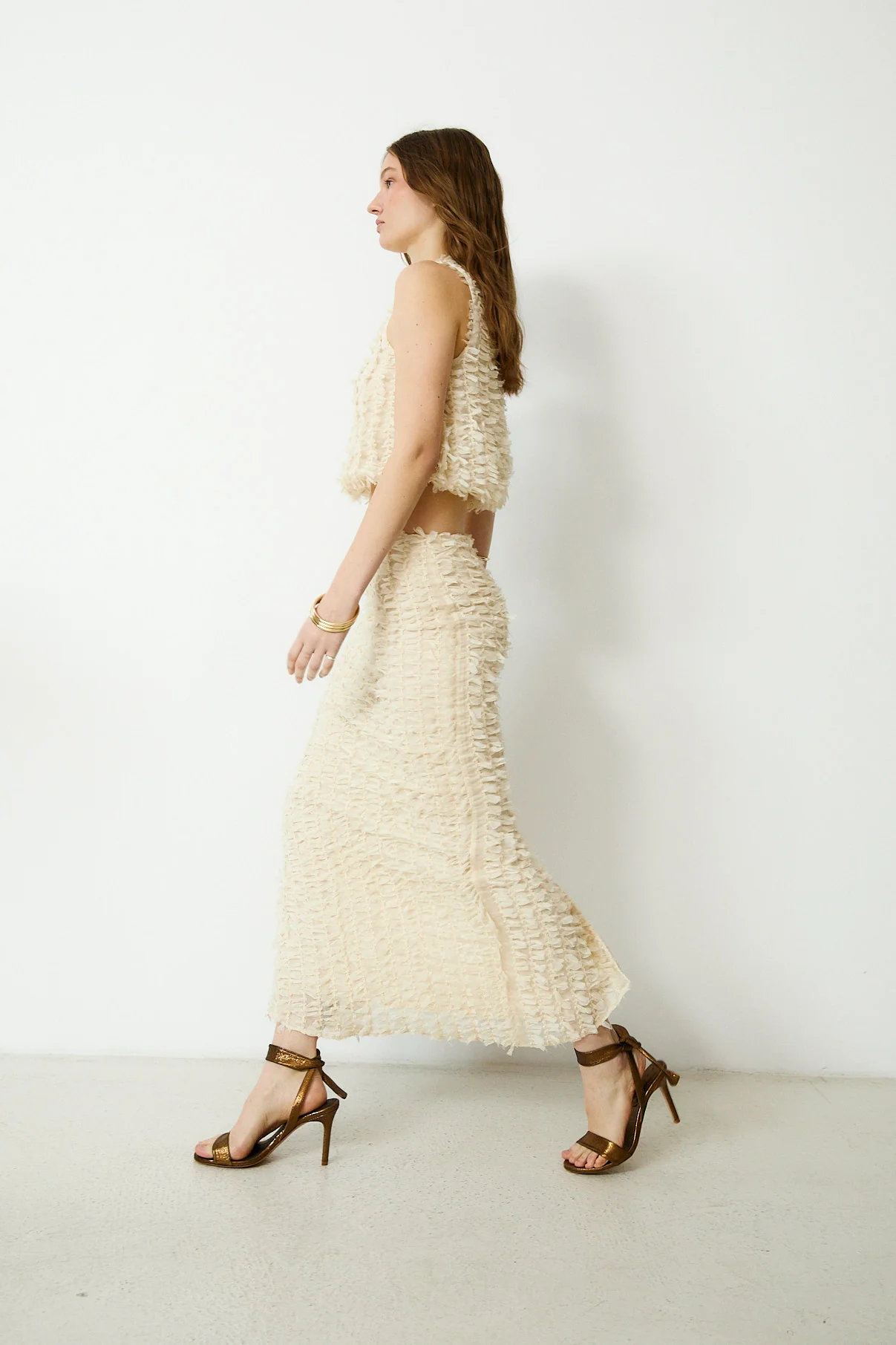 RICAMO | Ecru Textured Cropped Top - Image 3