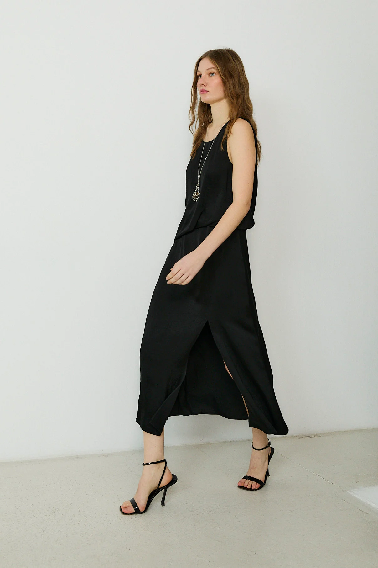 SEMA | Black Sleeveless Midi Dress - Image 3