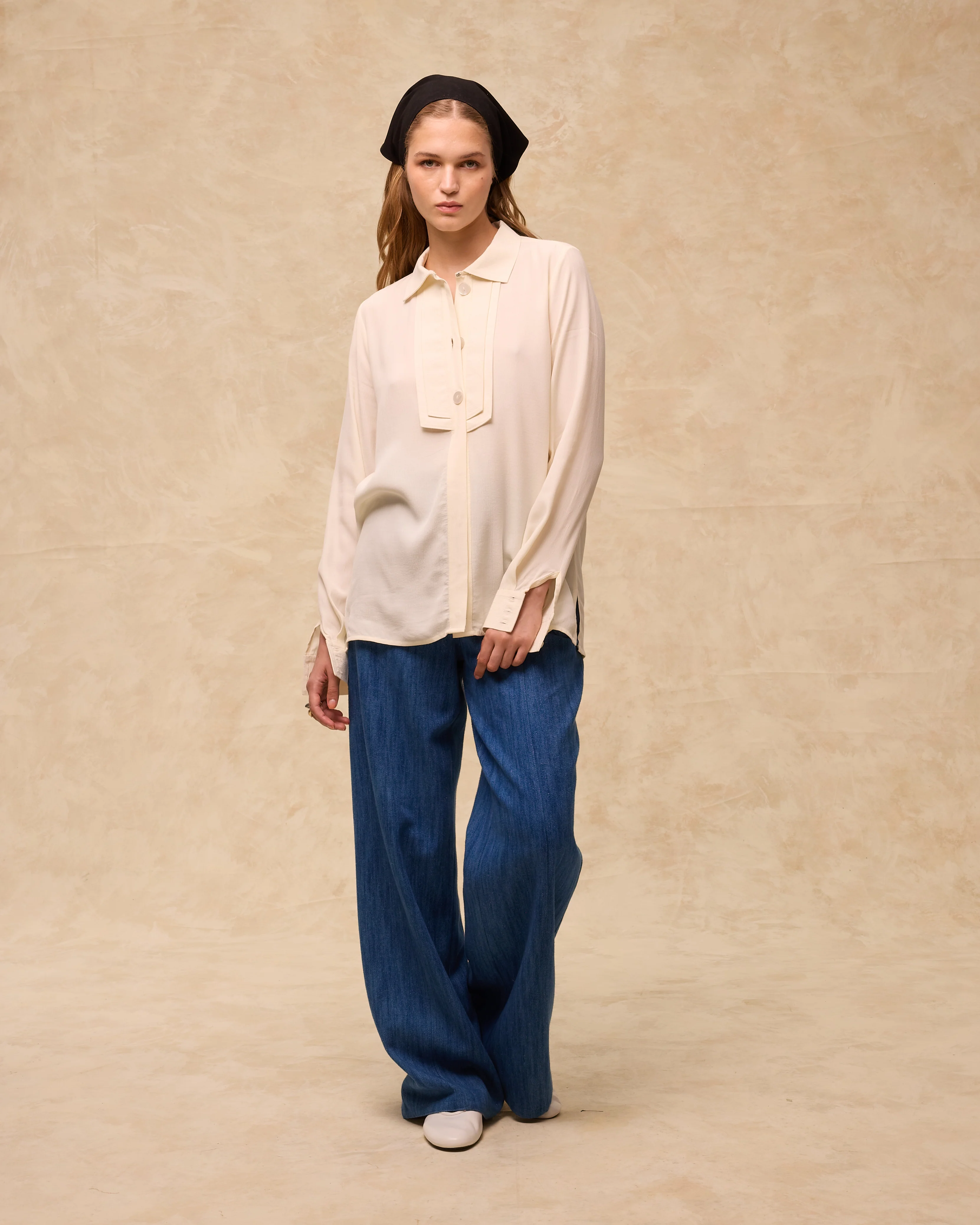 VITTORIA | Ecru Tonal Pleated Blouse - Image 3