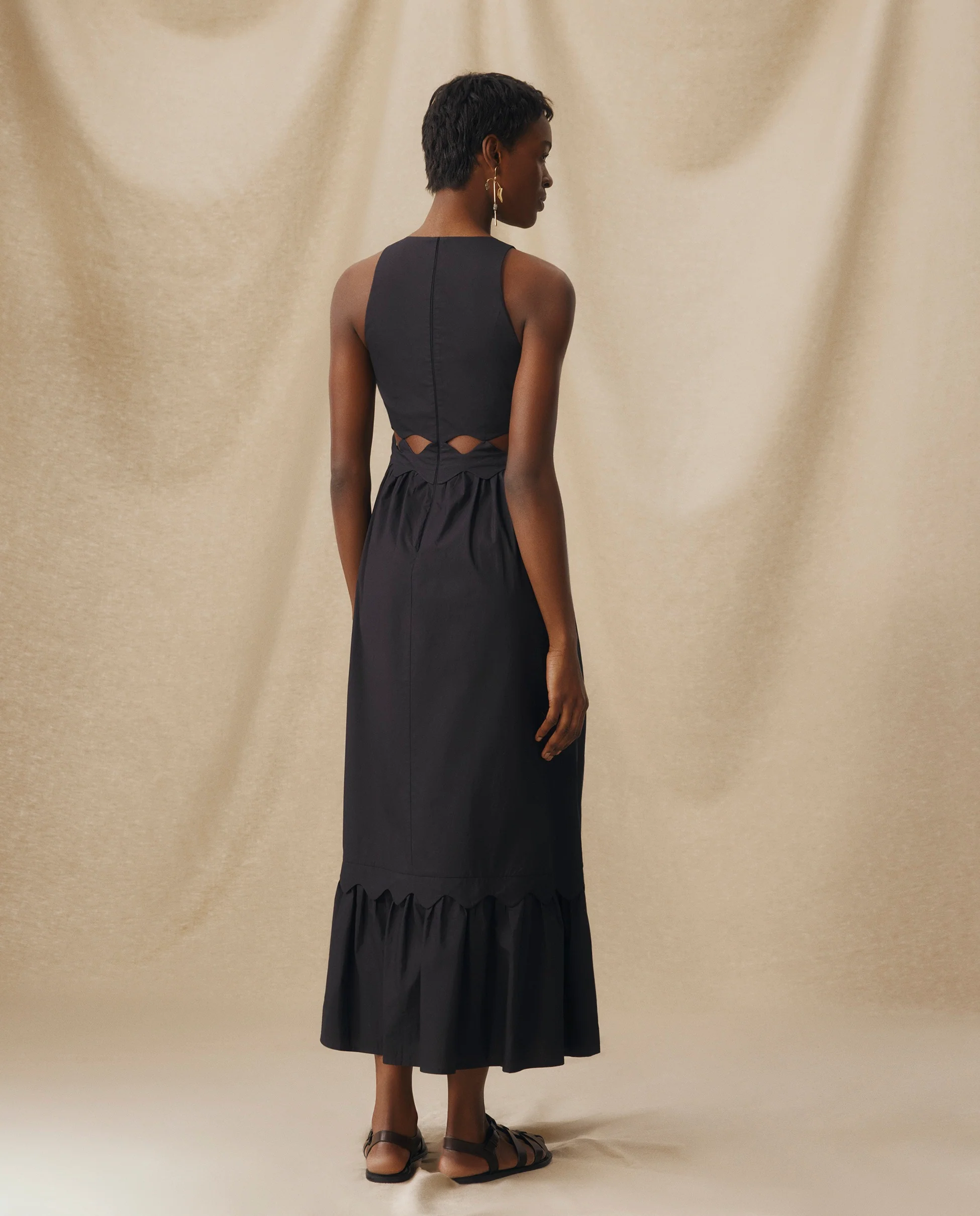 ANUSHA | Black Cut-Out Scallop Cotton Midi Dress - Image 4