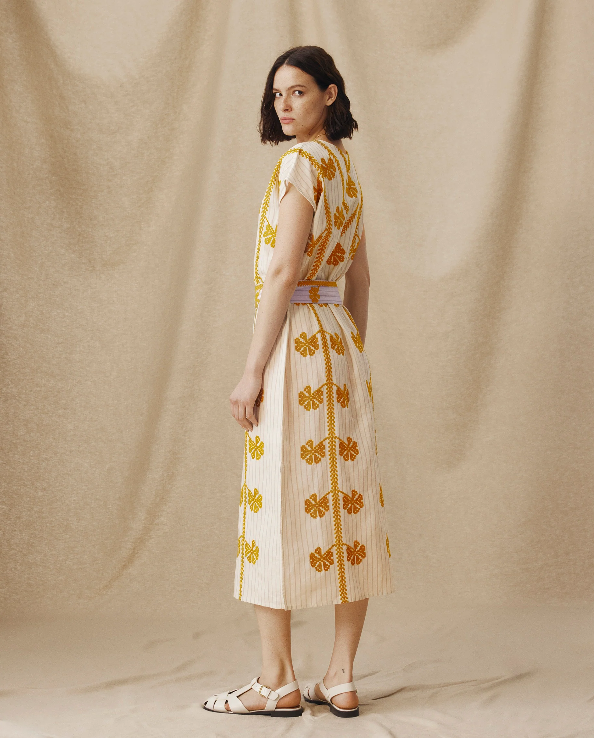 AVANT | Ecru & Ochre Green Embroidered Cotton Linen Tunic - Image 6