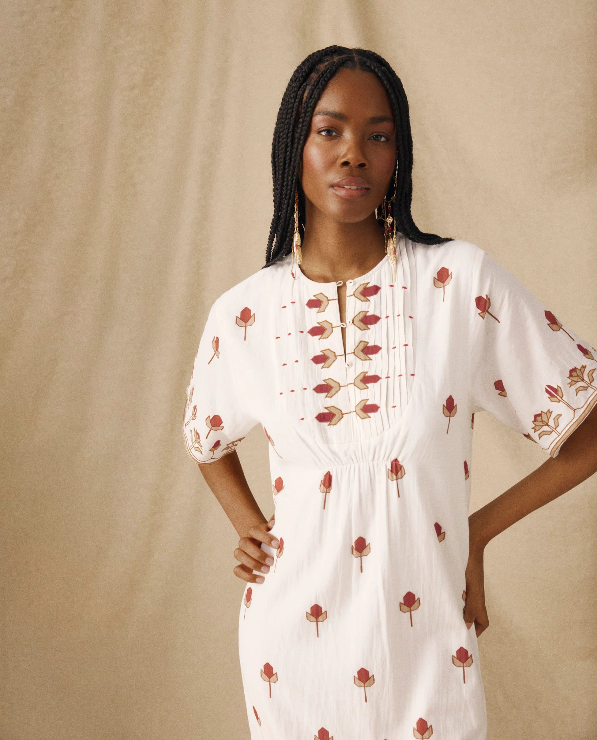 SANA | White Embroidered Cotton Tunic - Image 2
