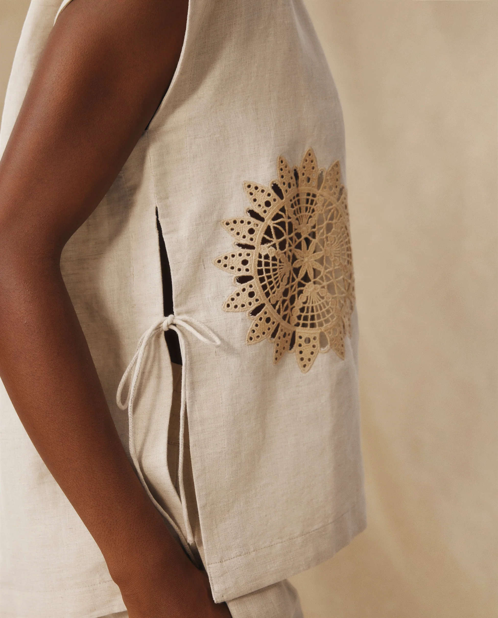 SOMA | Beige Embroidered Cotton-Linen Blouse - Image 4
