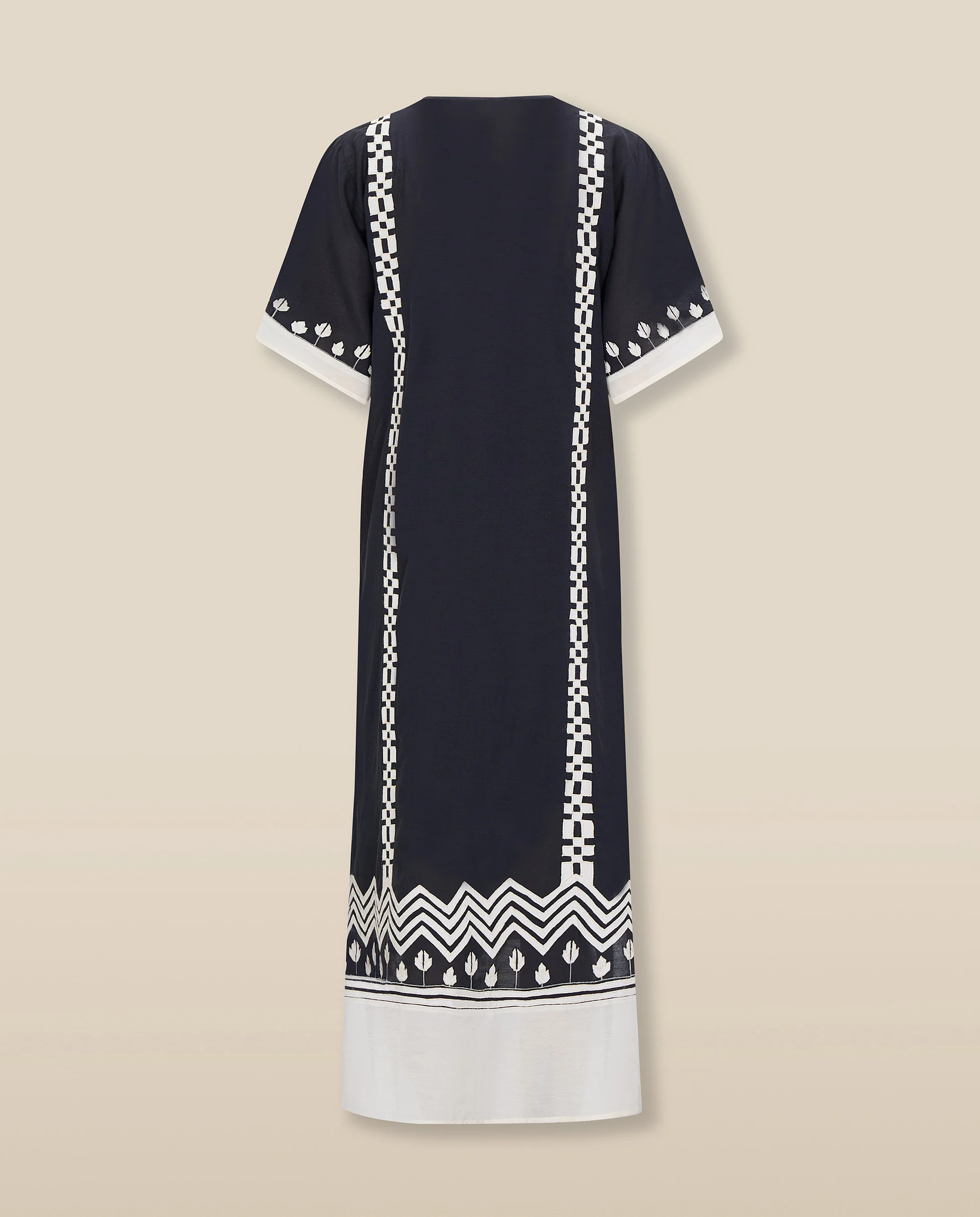 TAMANNA | Black Geo Embroidered Tunic - Image 6